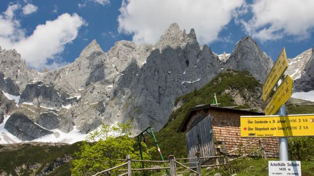Tirol: Steinschlag durch fränkischen Kletterer – zwei Verletzte