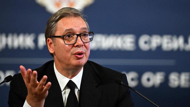 Serbiens Präsident Vucic tritt zurückEin halbes Jahr vor Ende seines Mandats tritt Vucic als serbischer Präsident zurück. Mit dem Schritt will er vom Präsidialamt in das Amt des Premiers wechseln. Zuletzt gab es Massenproteste und politischen Druck. Von Silke Hahne.➡️ #Vucic