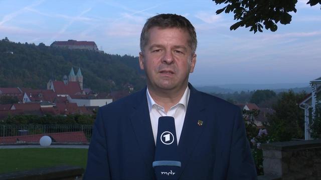 Schulze zu Sachsen-Anhalt: "Es wird keiner von der CDU zur AfD wechseln"Die AfD will nach der Wahl in Sachsen-Anhalt regieren, doch ihr fehlt bisher eine Mehrheit. CDU-Fraktionschef Schulze bekräftigte im Bericht aus Berlin, dass die AfD bei der Ministerpräsidentenwahl nicht auf CDU-Stimmen setzen könne.➡️ #SachsenAnhalt #BerichtausBerlin