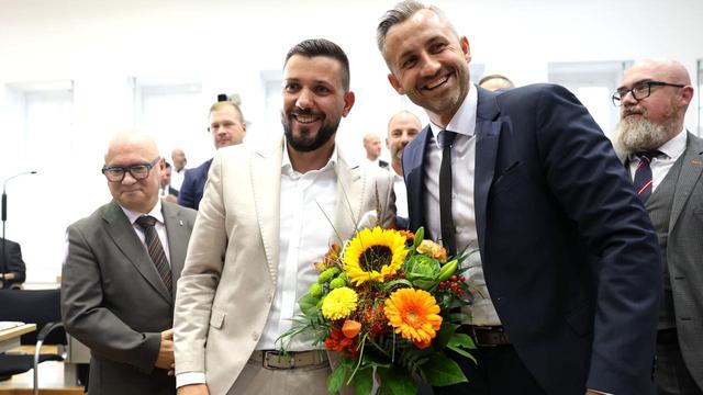 AfD-Landtagspräsident in Sachsen-Anhalt: Sicher ist nichts mehrMit der Wahl des AfD-Politikers Rausch zum Landtagspräsidenten in Sachsen-Anhalt zementiert die AfD ihren Machtanspruch. Und sie zeigt, dass sie Mehrheiten für ihre Kandidaten organisieren kann. Sicher ist nichts mehr, meint Christin Bohmann.➡️  #SachsenAnhalt