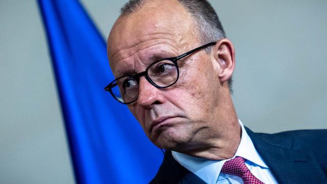 Bundeskanzler Merz sichert Israel Beistand zuDrei Jahre nach dem Hamas-Überfall auf Israel verspricht Bundeskanzler Friedrich Merz dem jüdischen Staat festen Beistand. Auch werde Deutschland im Kampf gegen Antisemitismus nicht nachlassen.➡️  #Bundeskanzler #KanzlerMerz #Israel