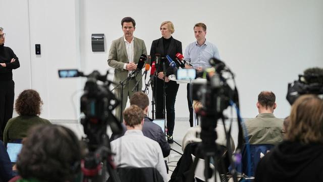 Berliner SPD für Koalitionsgespräche mit Linkspartei und GrünenDie Berliner SPD will mit der Linkspartei und mit den Grünen Koalitionsverhandlungen aufnehmen. Das entschied der Landesvorstand, wie der rbb erfuhr. Die Grünen wollen noch am Abend über den Beginn der Gespräche entscheiden.➡️ #Berlin #SPD #Grüne #DieLinke
