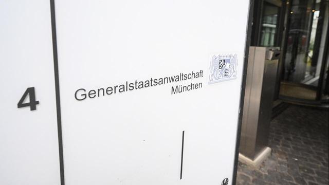 Bayern: Ermittlungen gegen zwei Belarusen wegen SabotageverdachtZwei Männer aus Belarus stehen im Verdacht, im Raum Nürnberg einen Brandanschlag geplant zu haben - im Auftrag einer fremden Regierung oder Vereinigung. Sie wurden festgenommen und sitzen in Untersuchungshaft. Von Joseph Röhmel.➡️ #Sabotage #Belarus #München
